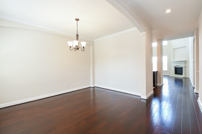 property at 4606 Sky Harbor Ct