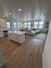 8392 S Sky Mirror Ln, Unit 301 in Sandy, UT - Building Photo - Building Photo