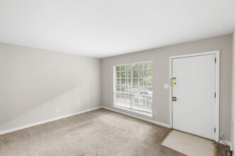 Celeste Manor in Birmingham, AL - Building Photo - Building Photo