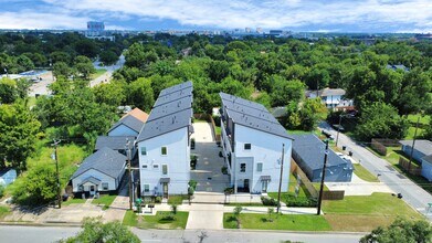 3215 Ennis St in Houston, TX - Building Photo - Building Photo