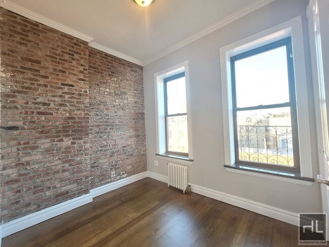 East 3rd Street in New York, NY - Building Photo - Building Photo