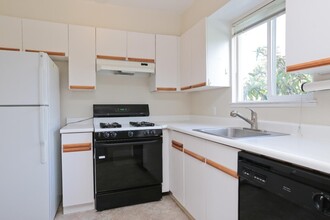 3755 Faye dr, Unit Lower level in Soquel, CA - Building Photo - Building Photo