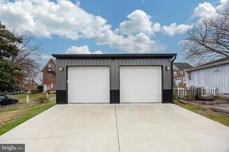 313 Chestnut St in Spring City, PA - Building Photo - Building Photo