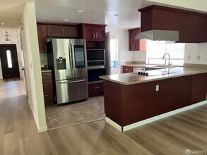 180 Valdivia Cir in San Ramon, CA - Building Photo - Building Photo