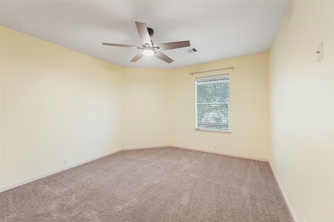 property at 17502 S Summit Canyon Dr