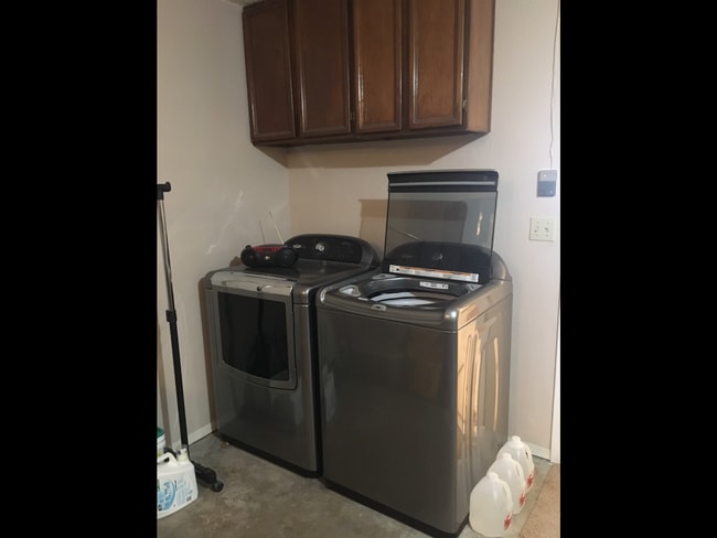 3577 Red Sails Dr in El Paso, TX - Foto de edificio - Building Photo