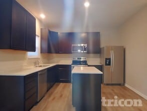 1228 Saticoy Ct in Franklin, IN - Building Photo - Building Photo