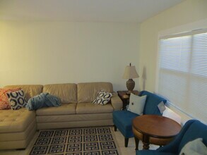 2805 N Hwy A1A in Fort Pierce, FL - Building Photo - Building Photo