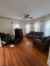 18 Gilmore St, Unit 2 in Everett, MA - Foto de edificio - Building Photo