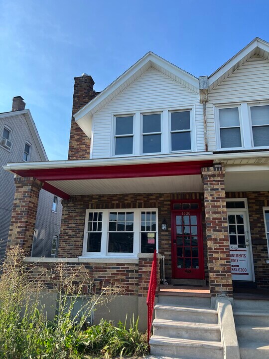 1520 W Broad St in Bethlehem, PA - Building Photo