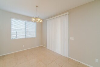 10498 E Aster Ln in Florence, AZ - Building Photo - Building Photo