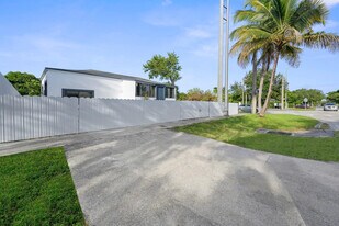 1797 St in North Miami Beach, FL - Building Photo