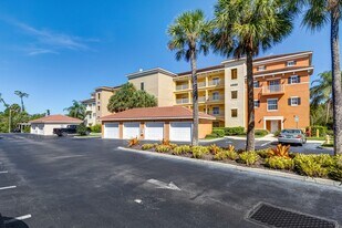 4530 Botanical Pl Cir in Naples, FL - Building Photo