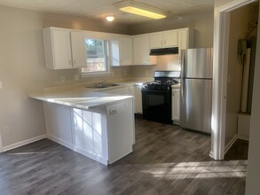 2949 Fields Dr in Stonecrest, GA - Building Photo - Building Photo