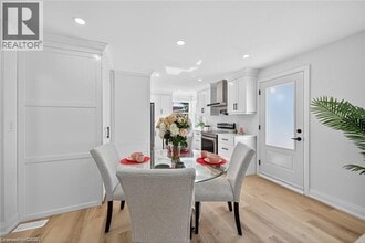 175 E 45th St in Hamilton, ON - Building Photo - Building Photo