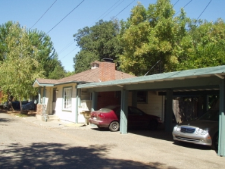 224 University St in Cloverdale, CA - Building Photo - Building Photo