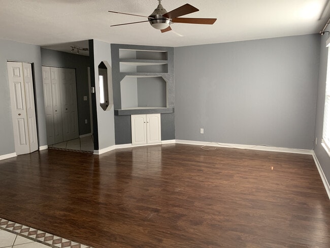 6959 Aberfeldy Ave N in St. Petersburg, FL - Foto de edificio - Building Photo