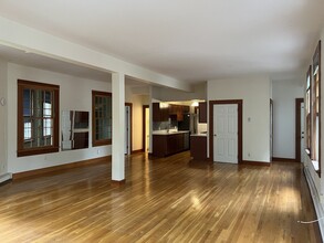 87 Bristol St, Unit 2A in Cambridge, MA - Building Photo - Building Photo