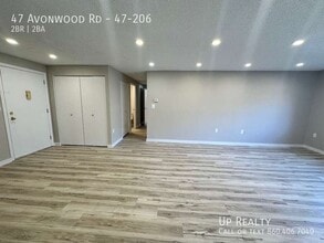 47 Avonwood Rd in Avon, CT - Building Photo - Building Photo