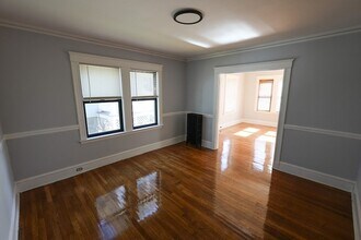 65 Glendale St, Unit 1 in Boston, MA - Building Photo - Building Photo