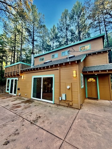 12355 Big Blue Rd in Nevada City, CA - Building Photo