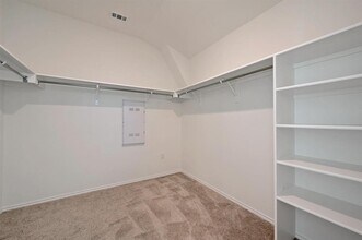 6204 Conestoga Wagon Way in Del Valle, TX - Building Photo - Building Photo