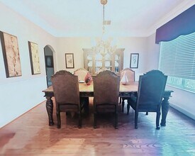 8650 Tara Oaks Ct in Orlando, FL - Building Photo - Building Photo