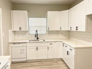 2609 3rd St in Rosenberg, TX - Building Photo - Building Photo