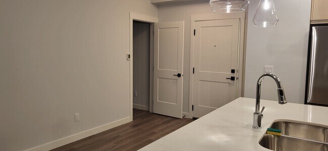 40 Sage Hill Rd NW in Calgary, AB - Building Photo - Building Photo