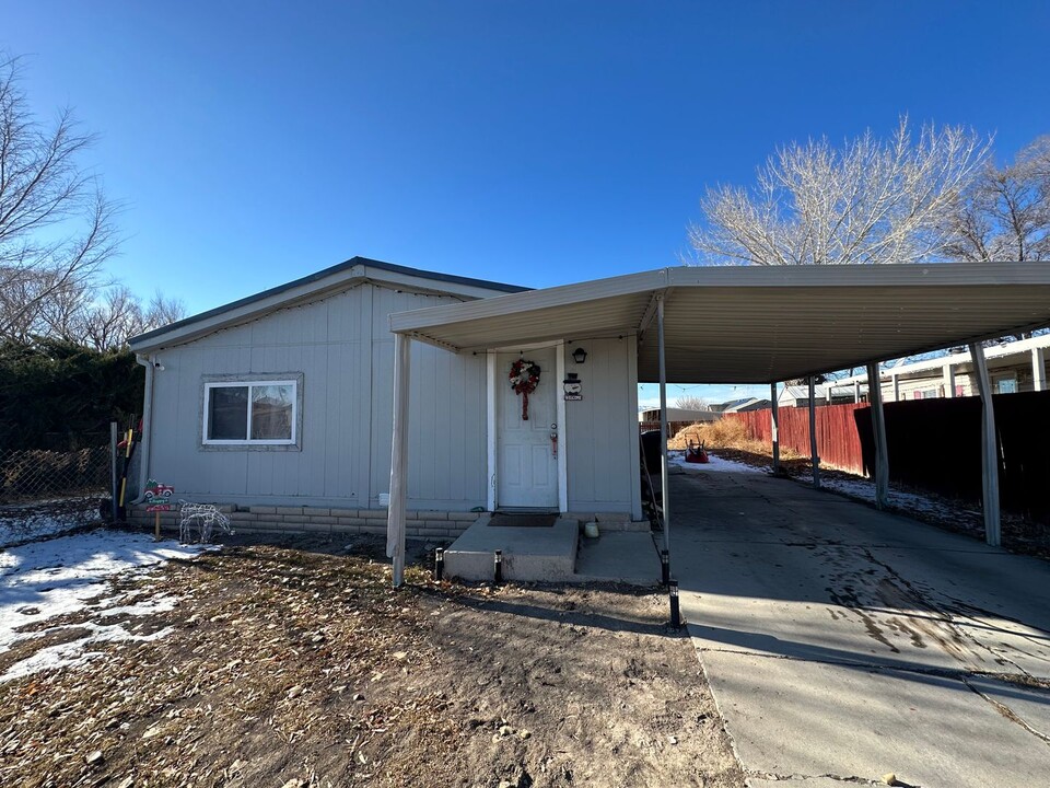 341 S 480 W in Wellington, UT - Building Photo