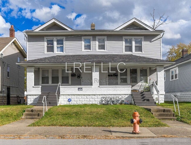 property at 615 S 38th St