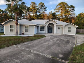 105 Camellia Dr in Kingsland, GA - Building Photo - Building Photo