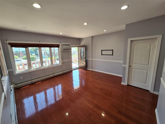 120-32 201st St in Queens, NY - Building Photo - Building Photo