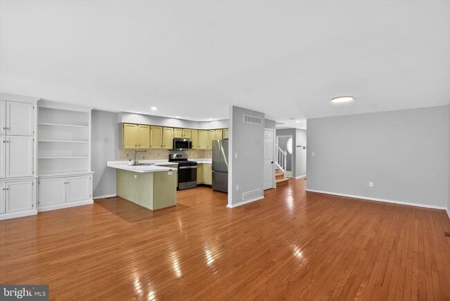 property at 74 Castleton Rd