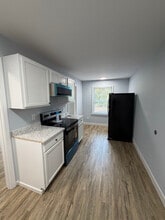 104 S Dover St in Kinston, NC - Building Photo - Building Photo