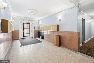 906 S Washington St in Alexandria, VA - Building Photo - Building Photo