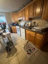 5 Lowden Ave, Unit 5 in Somerville, MA - Building Photo - Building Photo