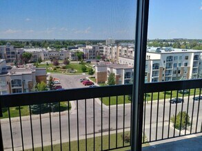 Cumberland Towers in Lethbridge, AB - Building Photo - Building Photo