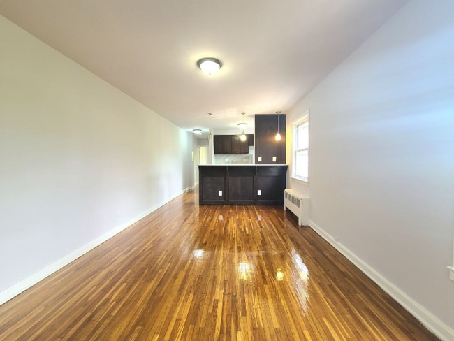 63 Forest Hill Pkwy in Newark, NJ - Building Photo - Building Photo