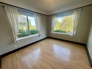 6005 S Cooper St in Seattle, WA - Building Photo - Building Photo
