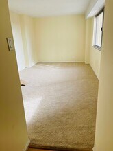 5500 Friendship Blvd, Unit 1714N in Chevy Chase, MD - Building Photo - Building Photo