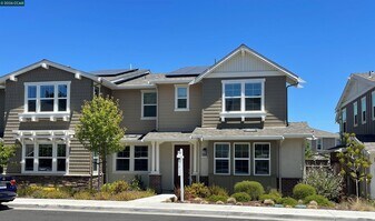 777 Country Club Dr in Moraga, CA - Building Photo