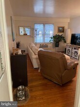 111 E Glebe Rd in Alexandria, VA - Building Photo - Building Photo