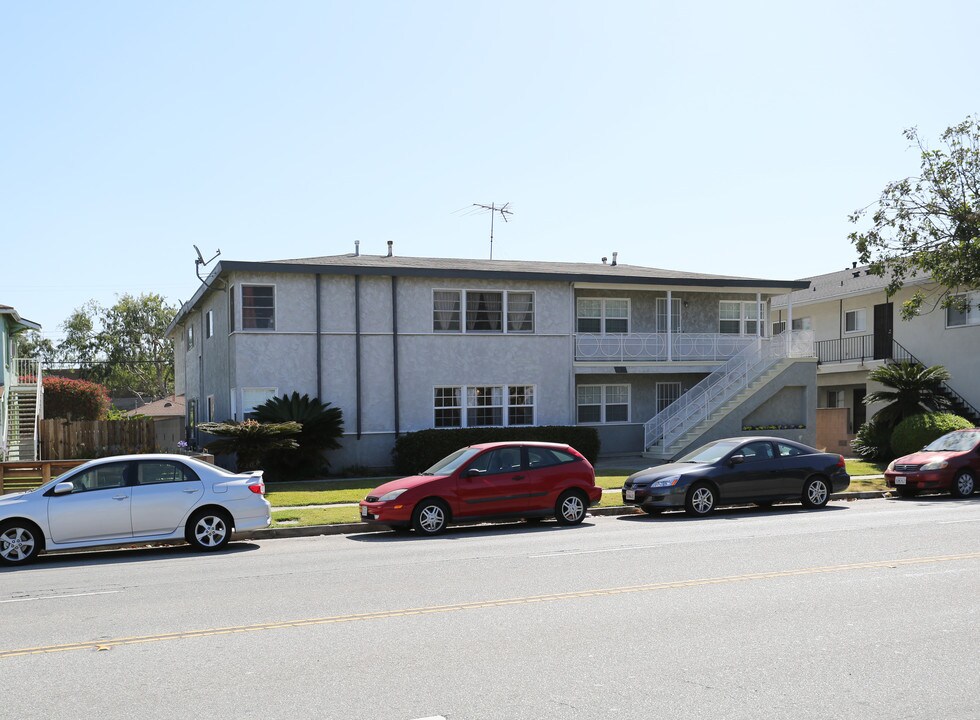 3970 Sawtelle Blvd in Los Angeles, CA - Foto de edificio