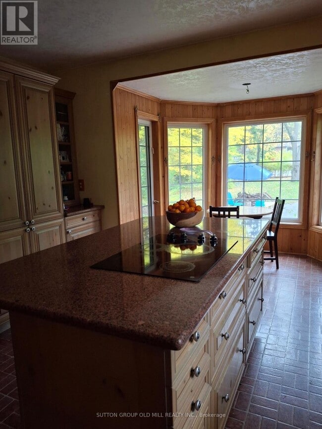 60 Harborn Rd in Mississauga, ON - Building Photo - Building Photo