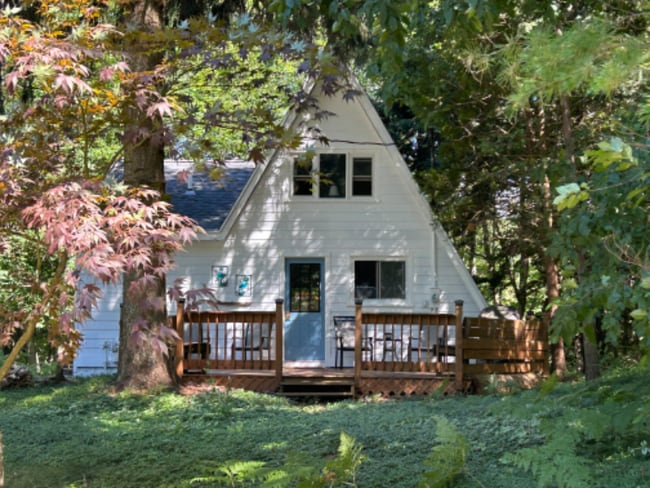 property at 4281 W Fox Farm Rd