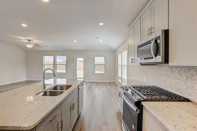 2232 Lone Star Ln in Seagoville, TX - Building Photo - Building Photo