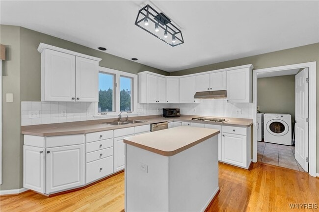 98 San Fernando Ln in East Amherst, NY - Building Photo - Building Photo