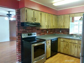 6131 Doe Cir E in Lakeland, FL - Building Photo - Building Photo