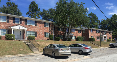 Westgate Arms Apartments in Macon, GA - Building Photo - Building Photo